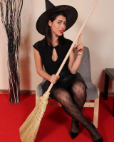 Petra - Cosplay Feet - 23-cosplayfeet-petra-strega2-03