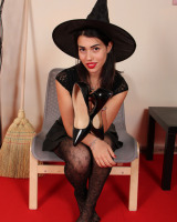 Petra - Cosplay Feet - 25-cosplayfeet-petra-strega2-05