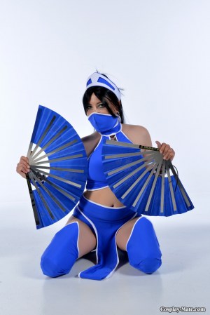 10-0010 from Kitana - Mortal Kombat