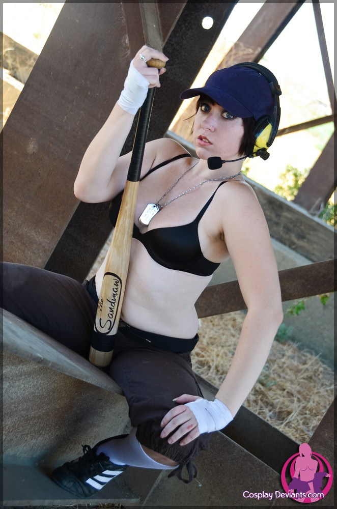 Aza - Bonk shows free gallery picture 36-bonk-36