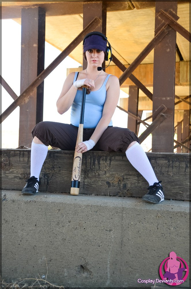 Aza - Bonk shows free gallery picture 55-bonk-55