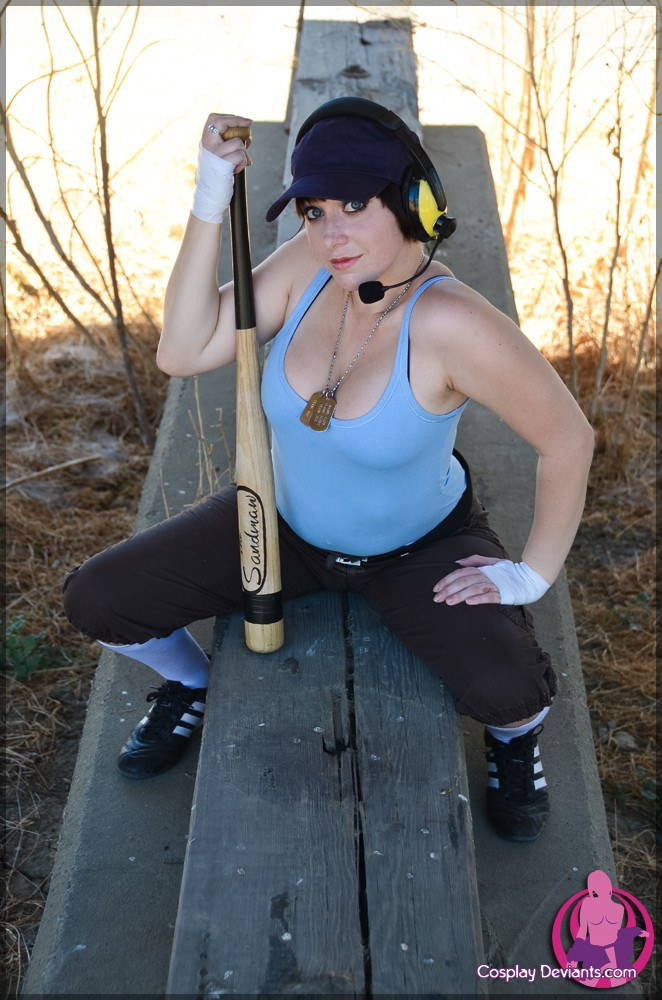 Aza - Bonk shows free gallery picture 63-bonk-63