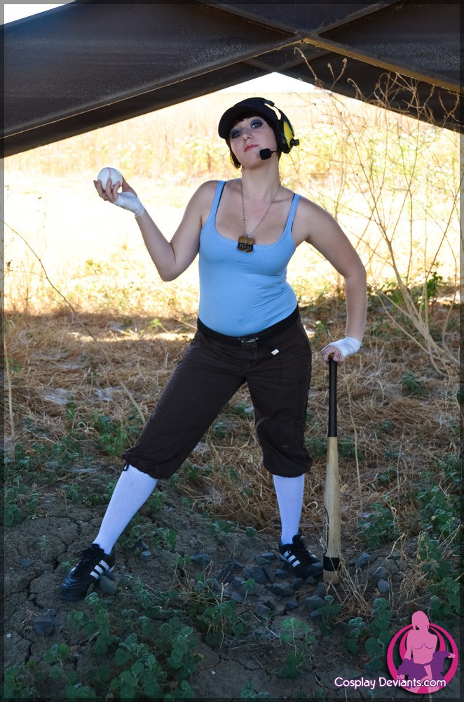Aza - Bonk shows free gallery picture 92-bonk-92