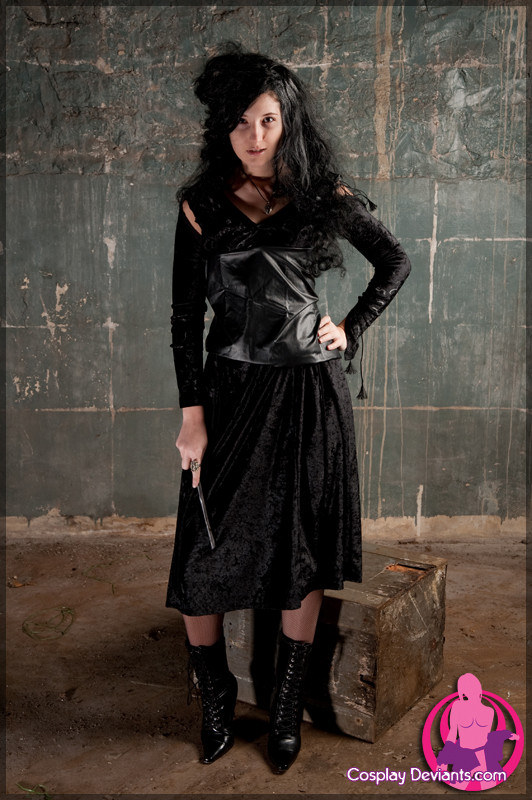 Paige - Deathwich shows free gallery picture 02-DeathWitch_001