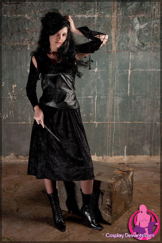 Paige - Deathwich shows free gallery picture 03-DeathWitch_002