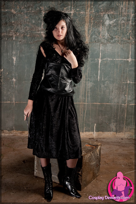 Paige - Deathwich shows free gallery picture 17-DeathWitch_016