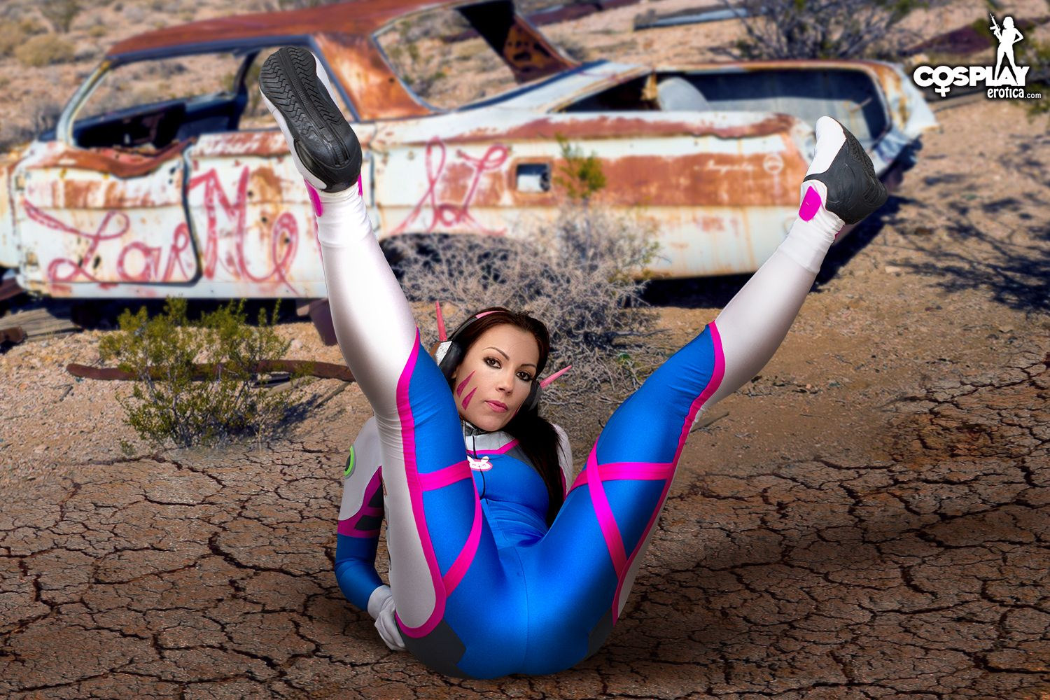 Devorah - Play to Win shows free gallery picture 27-27